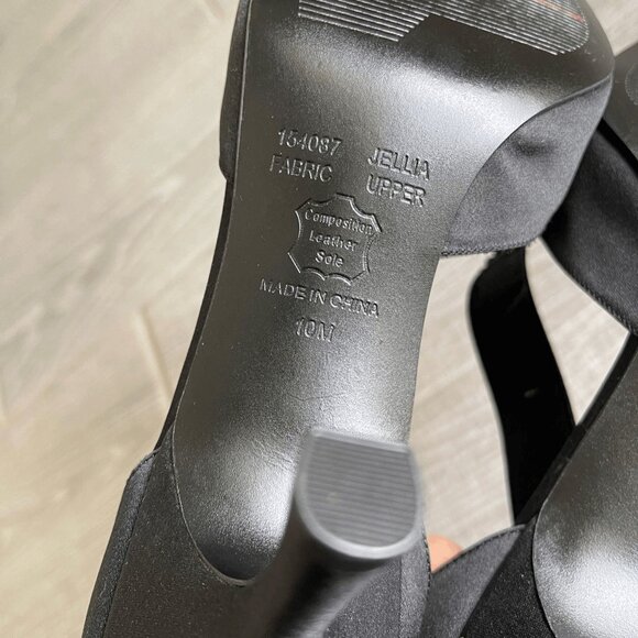 THE TOUCH OF NINA Satin Heels - Picture 5 of 8